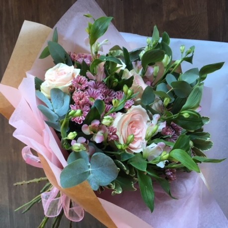 Annabelle ( Pink bouquet 