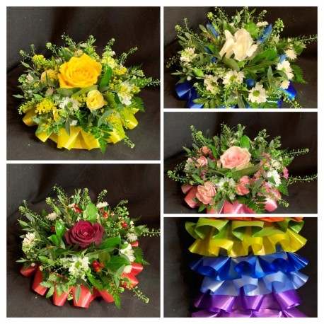 Florist Choice Funeral Posy Pad (Petite)