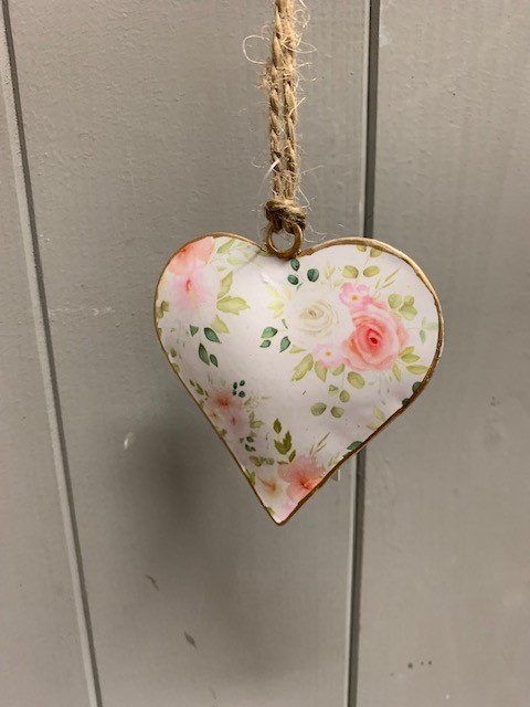 Metal pink heart